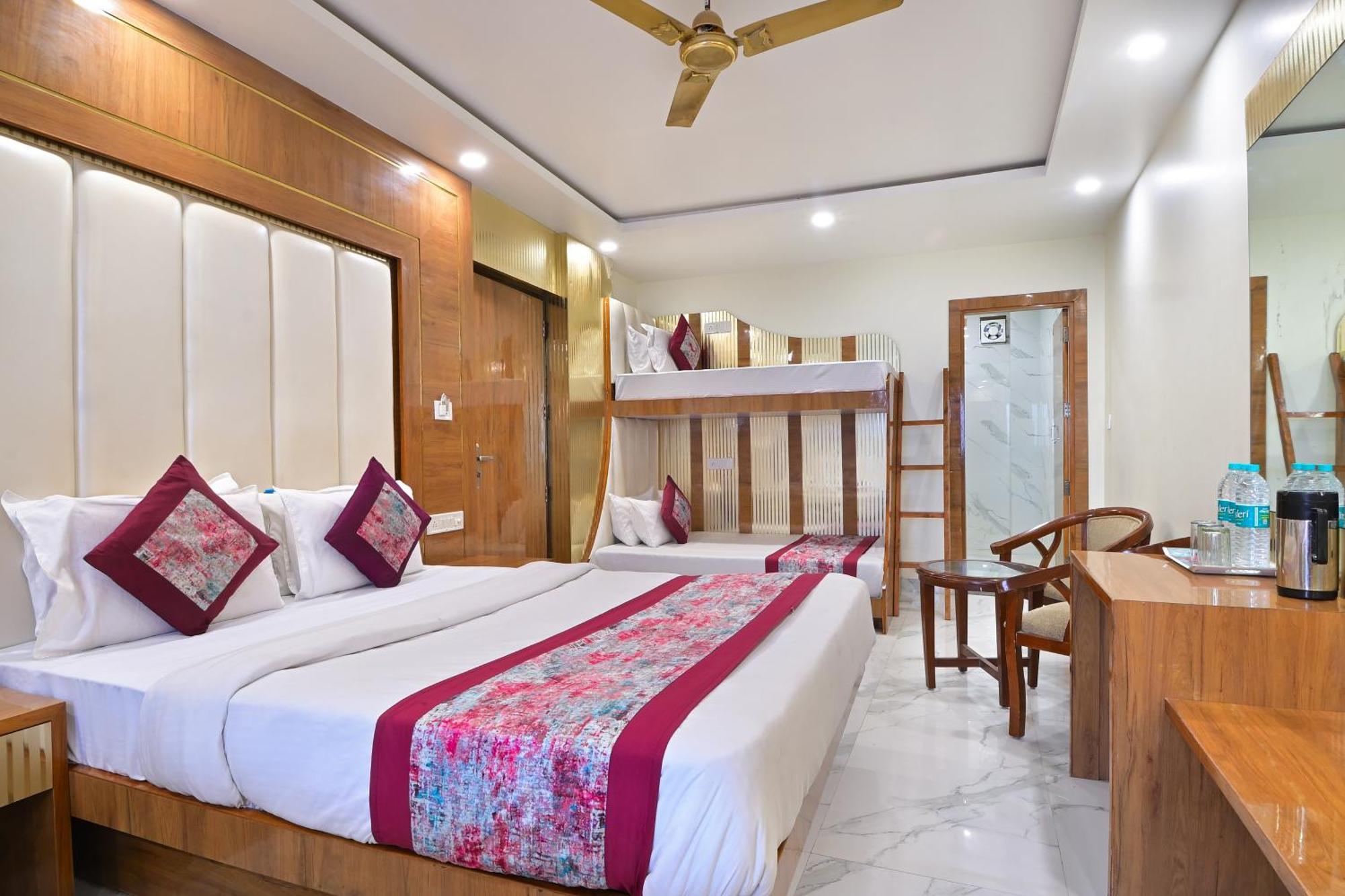 Hotel Glow Inn Paharganj-3 Mins Walk From New Delhi Railway Station Exterior foto