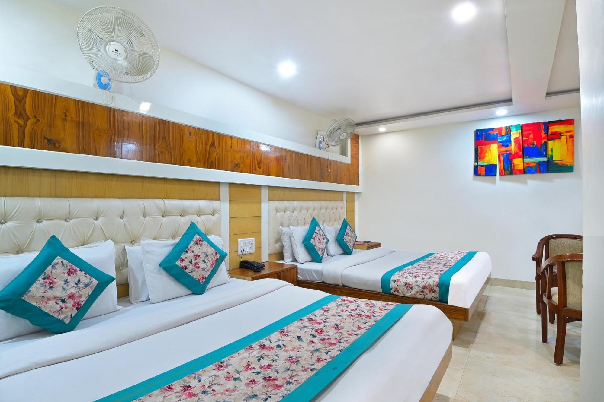 Hotel Glow Inn Paharganj-3 Mins Walk From New Delhi Railway Station Exterior foto