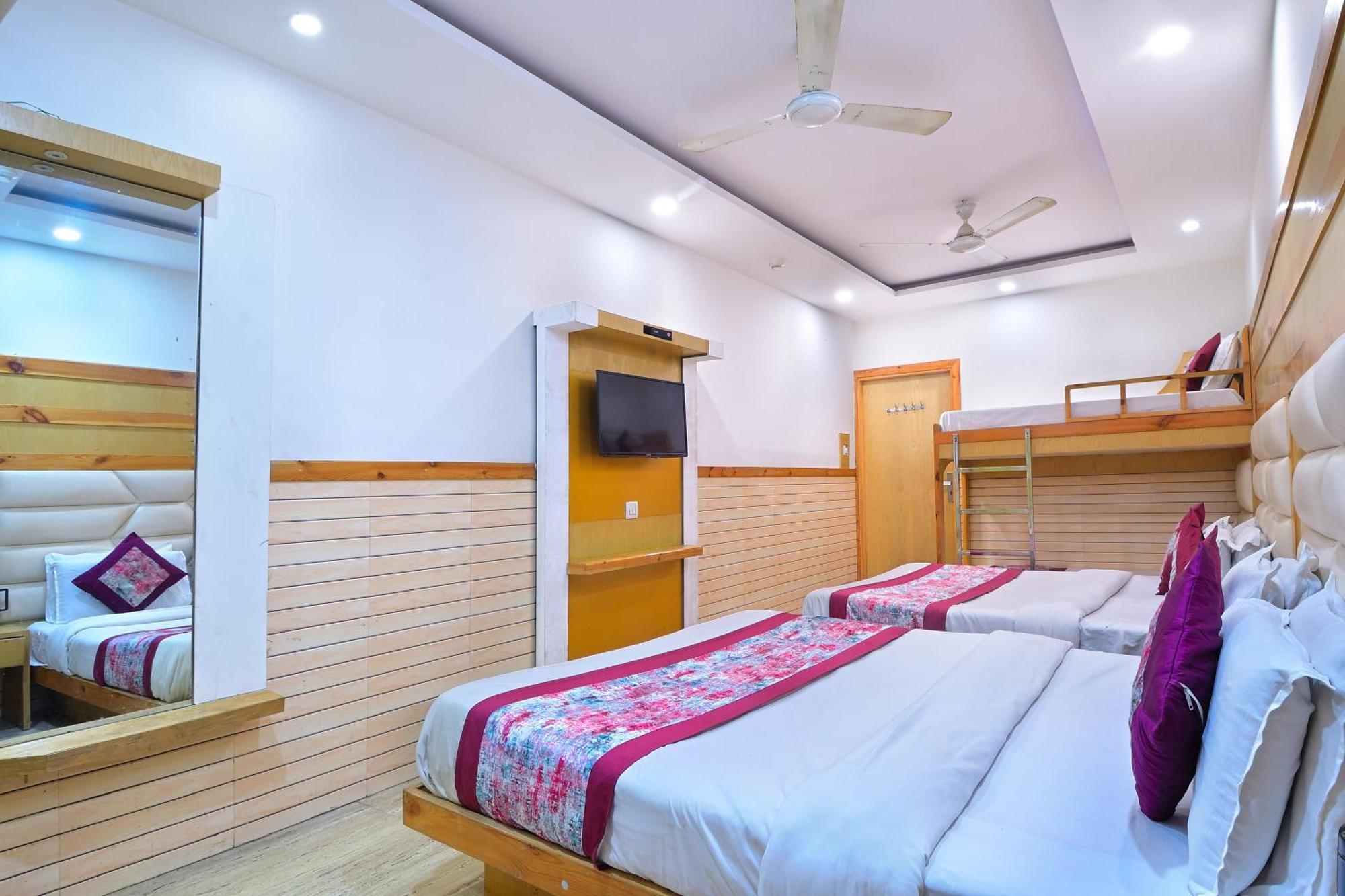 Hotel Glow Inn Paharganj-3 Mins Walk From New Delhi Railway Station Exterior foto